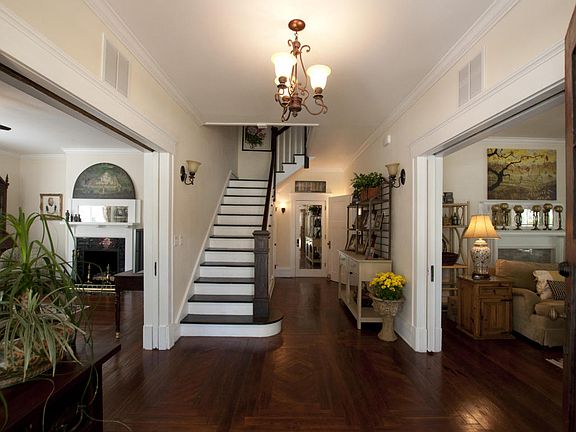 4th image of 4348 Baltic St
