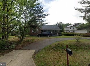 12814 Peace Dr, Fort Washington, MD 20744