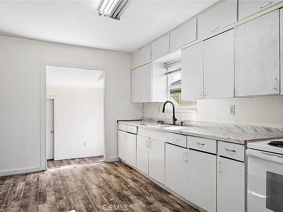 5th image of 312 W Cedar St