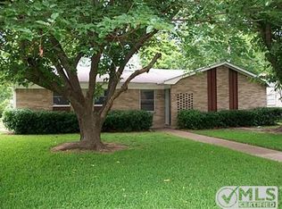 325 21st St NE, Paris, TX 75460