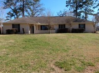 1703 W Medalist St, Pineville, LA 71360