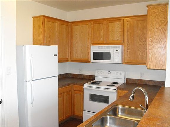 2nd image of 8132 W Elizabeth Ln