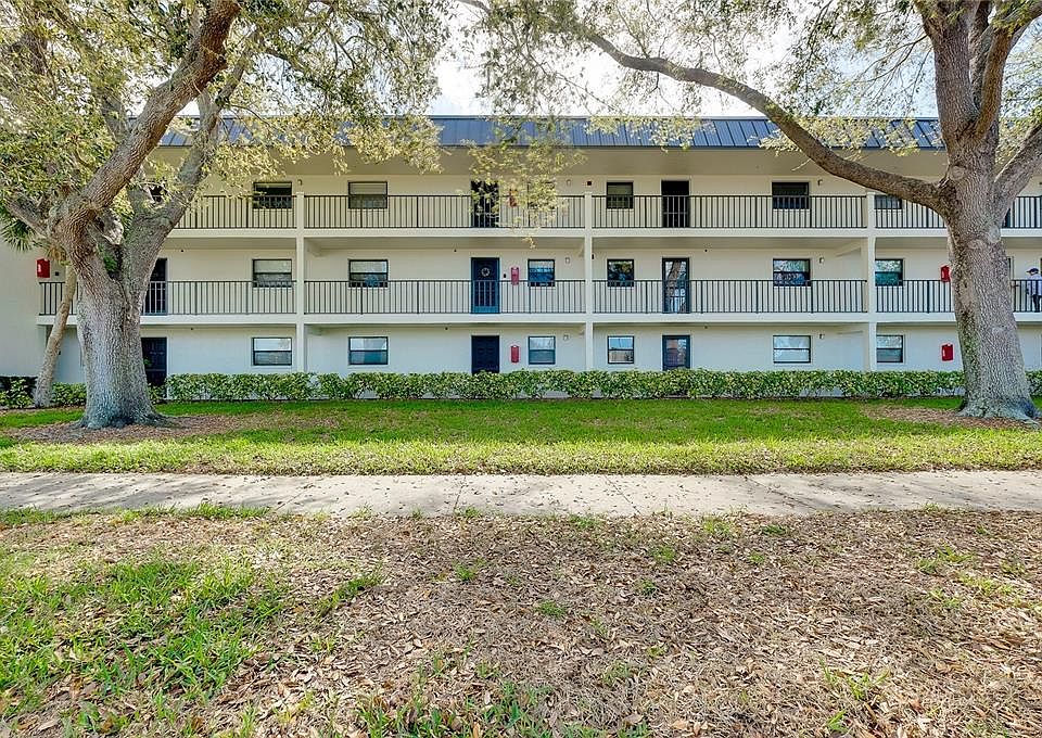 1st image of 104 CAPRI ISLES BOULEVARD #209