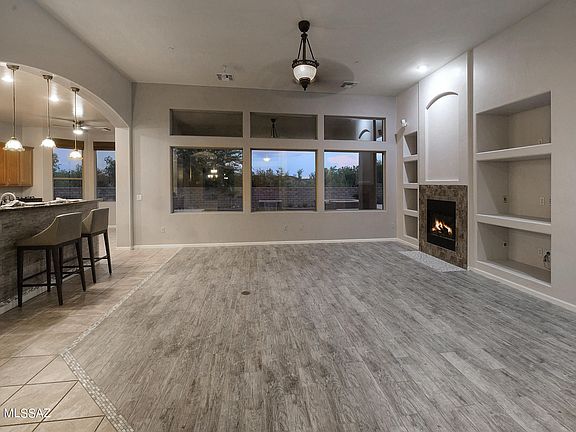 3rd image of 5923 W Double Green Ln