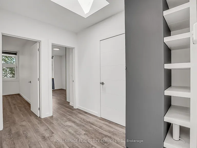 439 Winona Dr #C — Photo 24