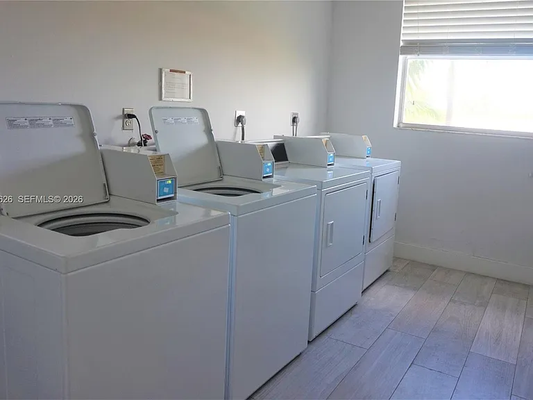 210 Sea View Dr #408 — Photo 26
