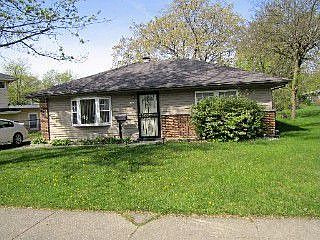 2nd image of 426 Shabbona Dr