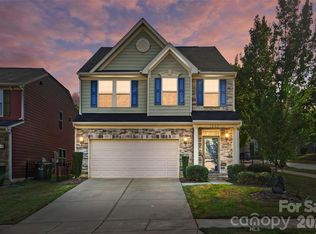 1823 Fleetwood Dr, Charlotte, NC 28208