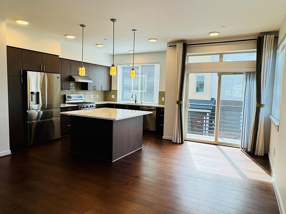 1st image of 15703 NE 15th St #17.1