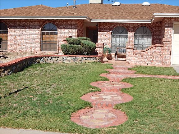 2nd image of 833 Brisa Del Mar Dr