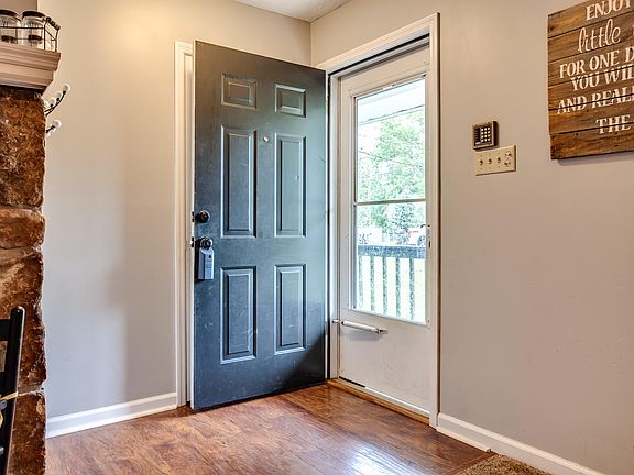 5th image of 6630 Springer Dr