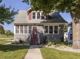 344 S 8th Ave, West Bend, WI 53095