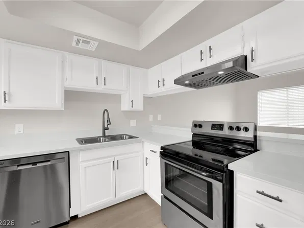 200 Bruce St #C, Las Vegas, NV 89101