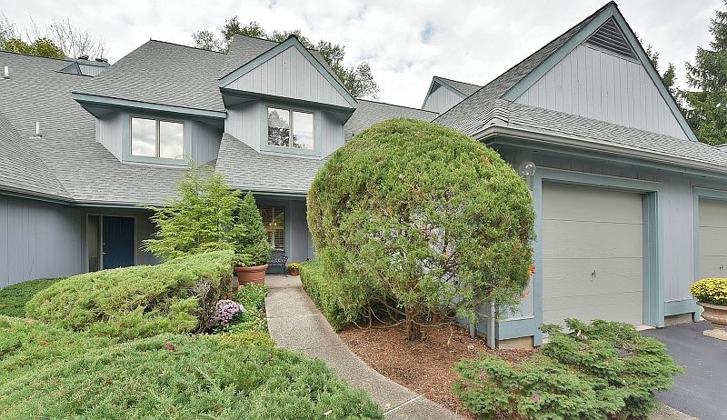 1st image of 44 Forsgate Ct