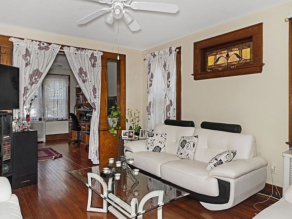 2nd image of 35 McKinley Ave #C1