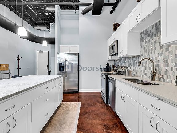 3rd image of 214 E Travis St APT 305