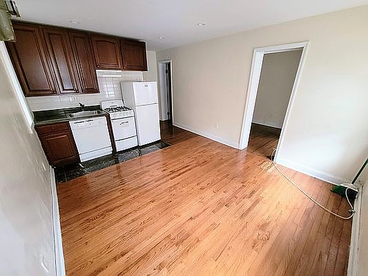 1st image of 647 W 169th St #1C