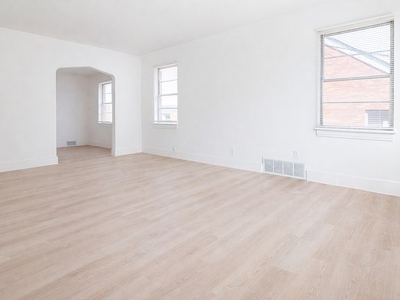 3rd image of 4406 S 2nd St #5