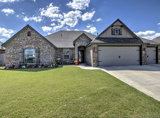 13252 E 137th St, Collinsville, OK 74021