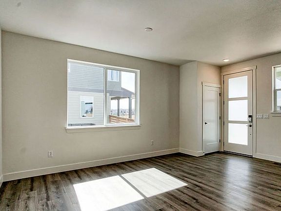 5th image of 4924 Brule Dr