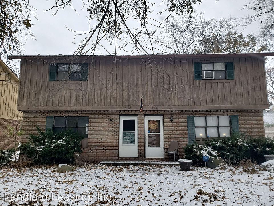 1st image of 348 W 36th St