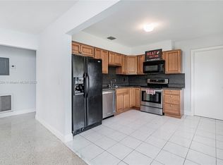 5841 Tyler St, Hollywood, FL 33021