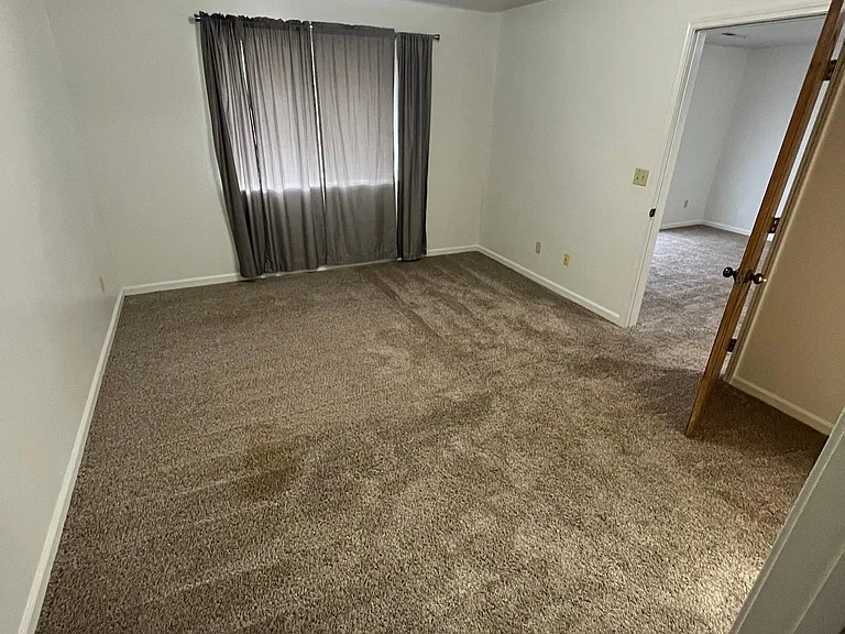555 Chestnut St #2B — Photo 10