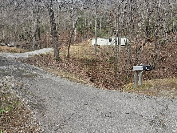 2nd image of 6159 Wolffork Rd