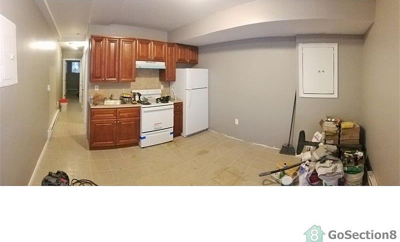 1st image of 124B Hendricks Ave #1