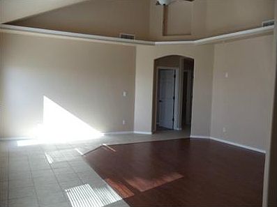 3rd image of 336 Via Cumbre Linda
