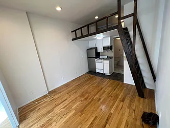 Rented by Best Apartments North Inc