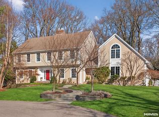 70 Hummingbird Ct, Wyckoff, NJ 07481