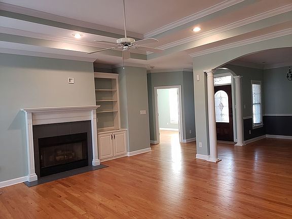 3rd image of 2613 Quarter Ln SE