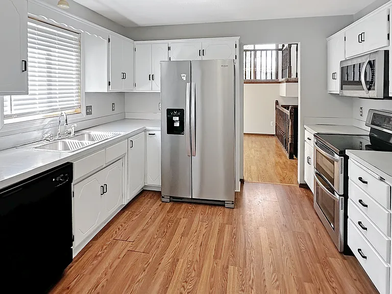 3421 Placer Ave — Photo 11