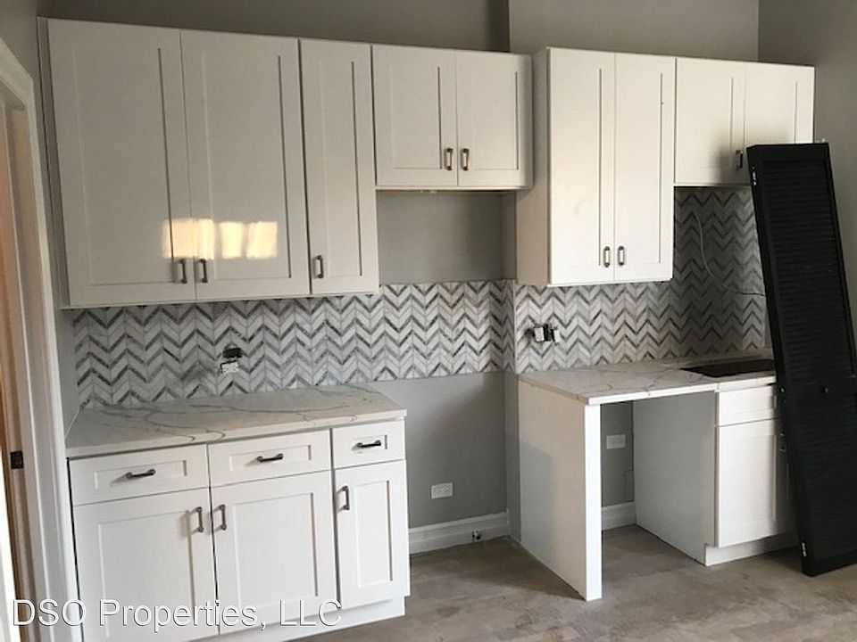 1st image of 1854 S Blue Island Ave #3320683