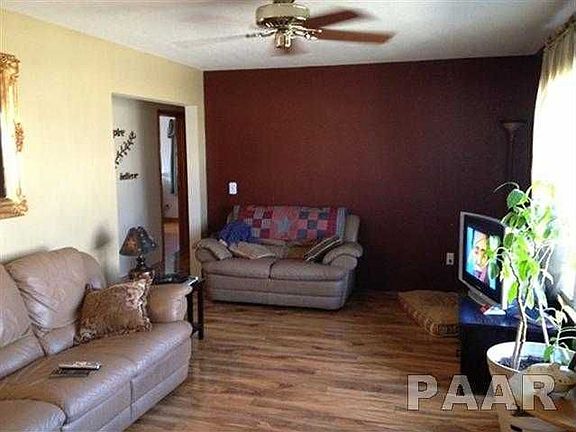 3rd image of 4704 W Crystal Ave
