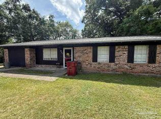 4401 Pine Villa Cir, Pace, FL 32571