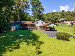 117 High Point Dr, Franklin, NC 28734