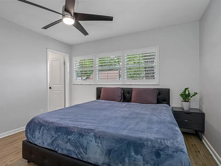 5104 W Cleveland St — Photo 30