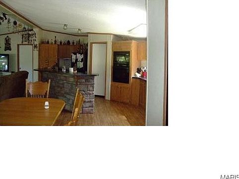 3rd image of 468 E Highway 8