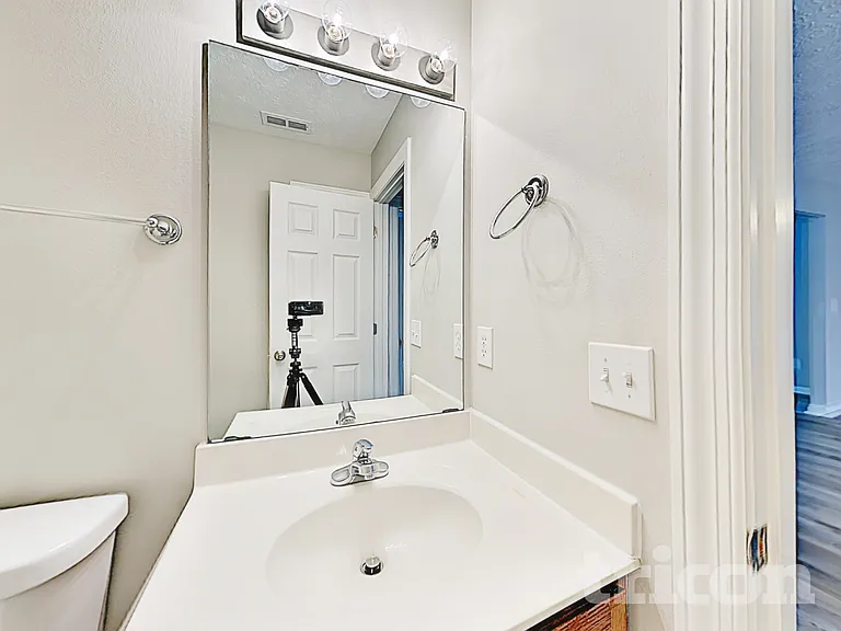 1517 Destiny Dr — Photo 12