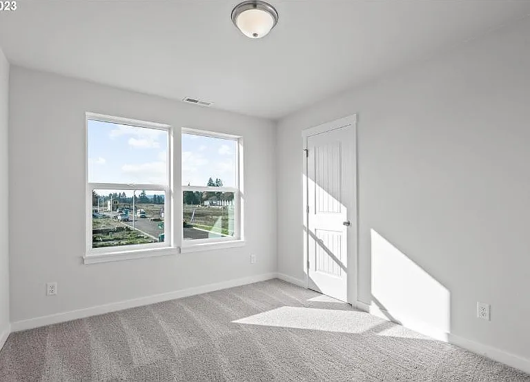 1731 NE Waterfront St — Photo 11