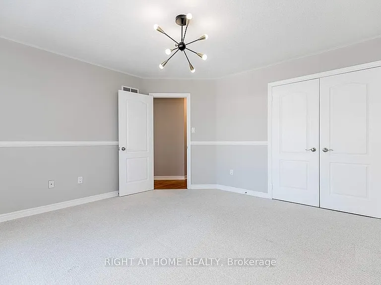 6 Peter St — Photo 25