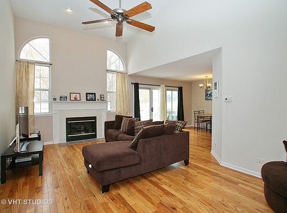 2nd image of 1503 Club Dr