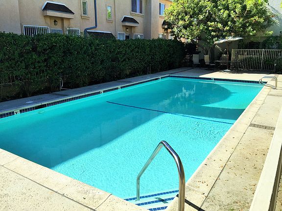 3rd image of 15045 Nordhoff St Unit 115