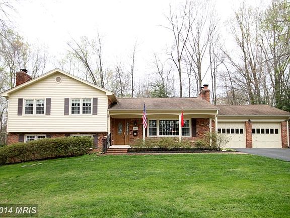 2nd image of 3614 Lido Pl