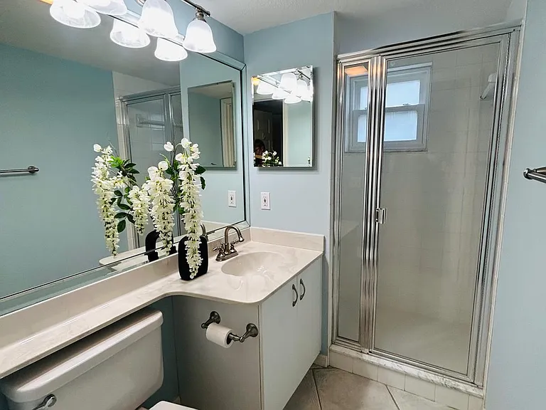 992 Woodshire Ln #D301 — Photo 17