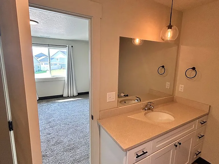 823 Lake Francis Dr — Photo 22