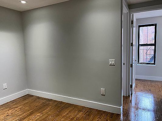 2nd image of 413 E 114th St #B