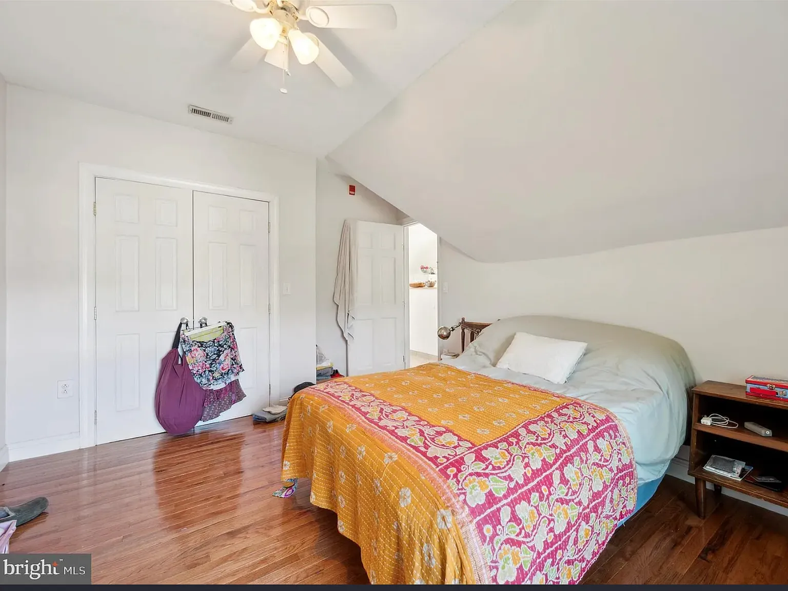 1 bed, 900 sqft, $1,475 — Photo 3